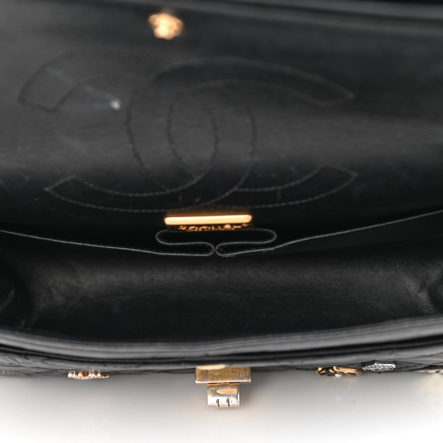 Chanel Aged Calfskin Quilted Casino 2.55 Reissue 225 Flap Black 5 of 12