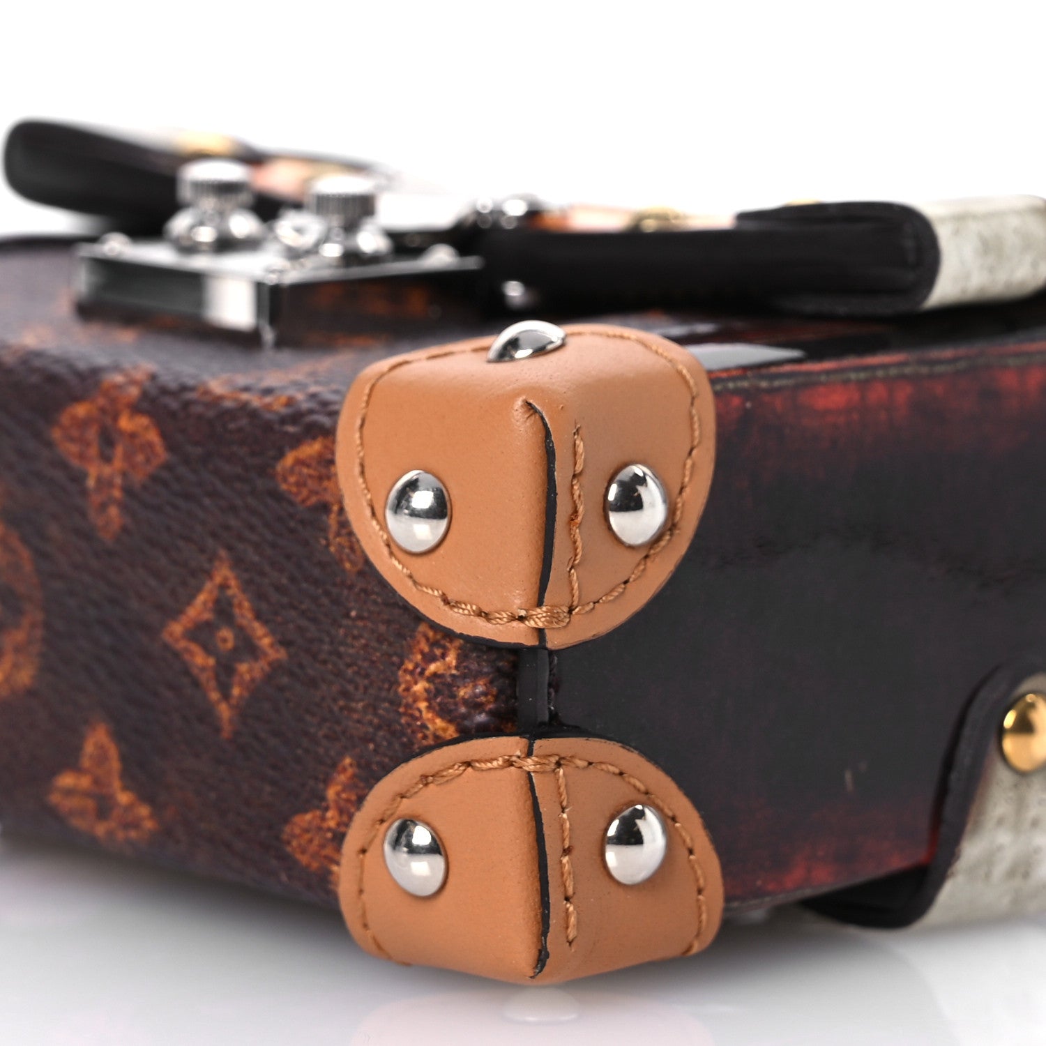 Louis Vuitton Monogram Essential Time Trunk 6 of 10