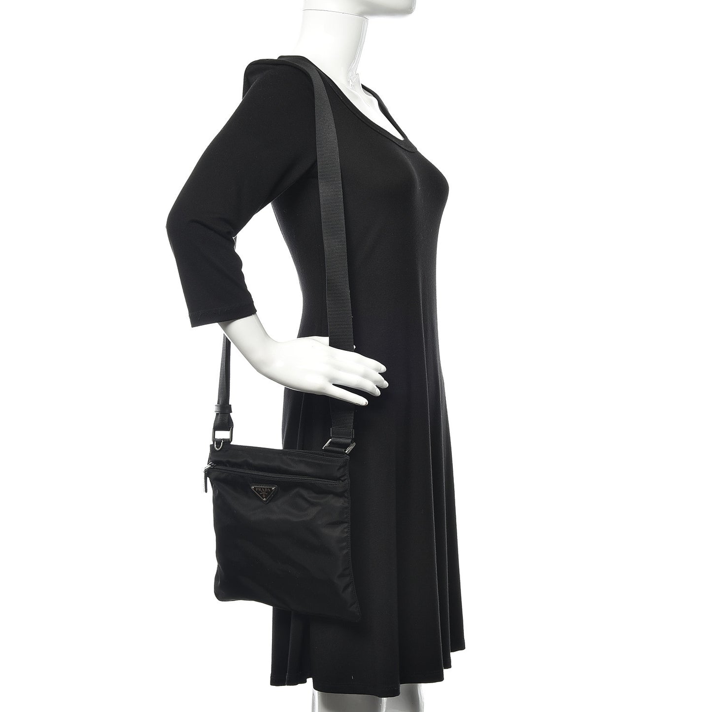 Nylon Vela Flat Messenger Bag Black