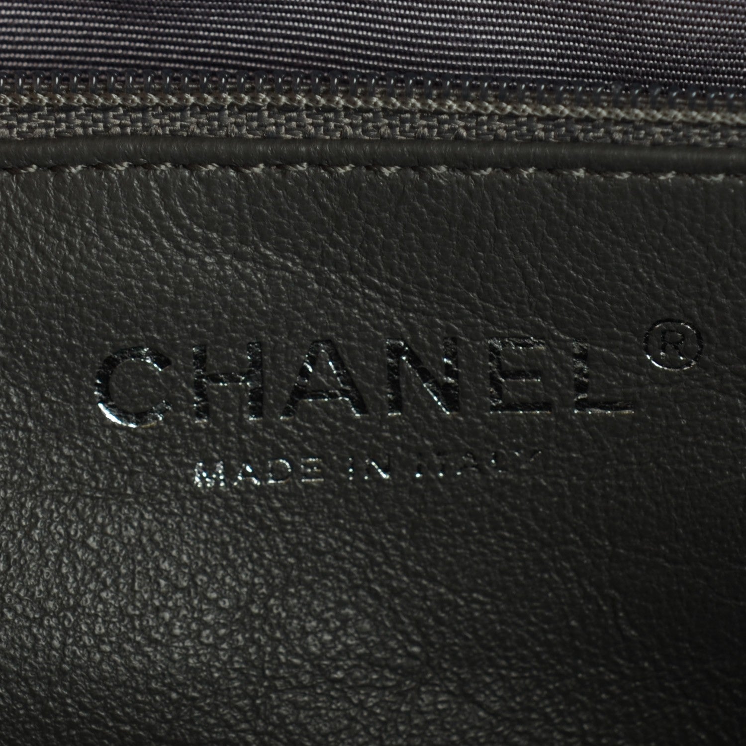 Chanel Aged Calfskin Medium Reissue Camera Case Grey 5 of 6
