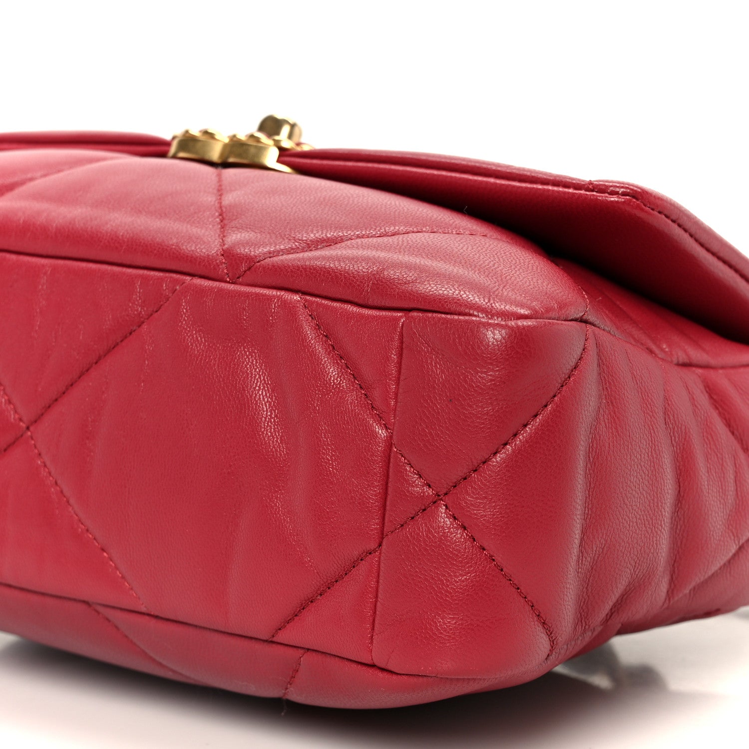 Chanel Goatskin Quilted Medium Chanel 19 Flap Red 10 of 10