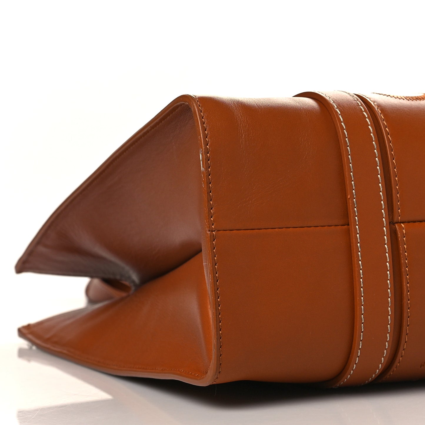 Calfskin Medium Woody Tote Caramel