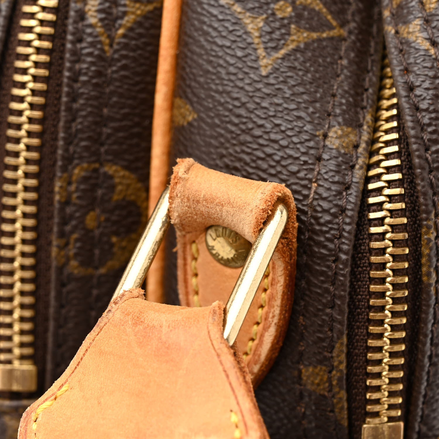 Louis Vuitton Monogram Reporter PM 15 of 18