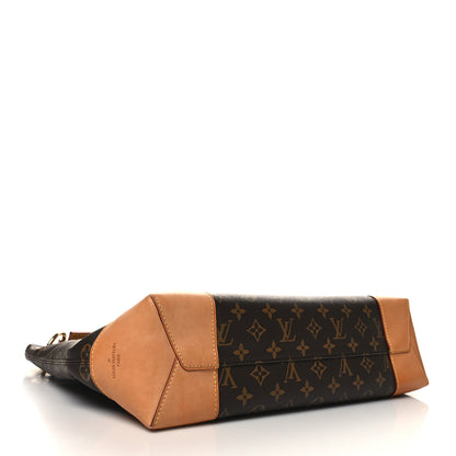 Louis Vuitton Monogram Berri MM 4 of 10