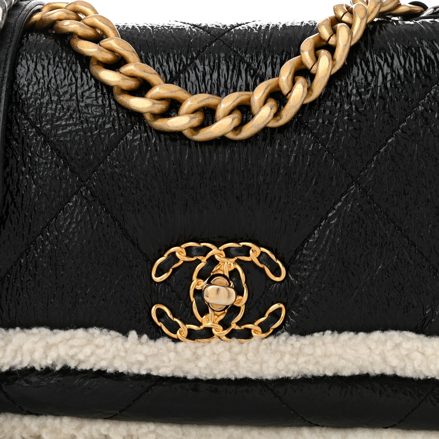 Crumpled Calfskin Shearling Sheepskin Quilted Medium Chanel 19 Flap Black