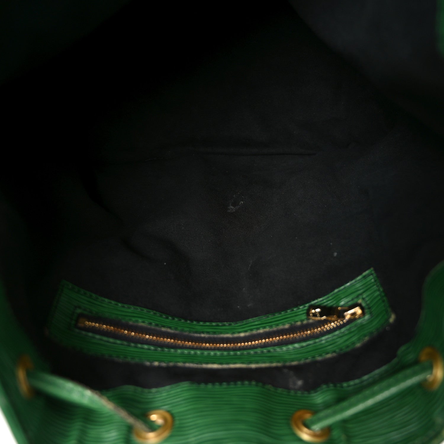 Louis Vuitton Epi Petit Noe Borneo 5 of 10