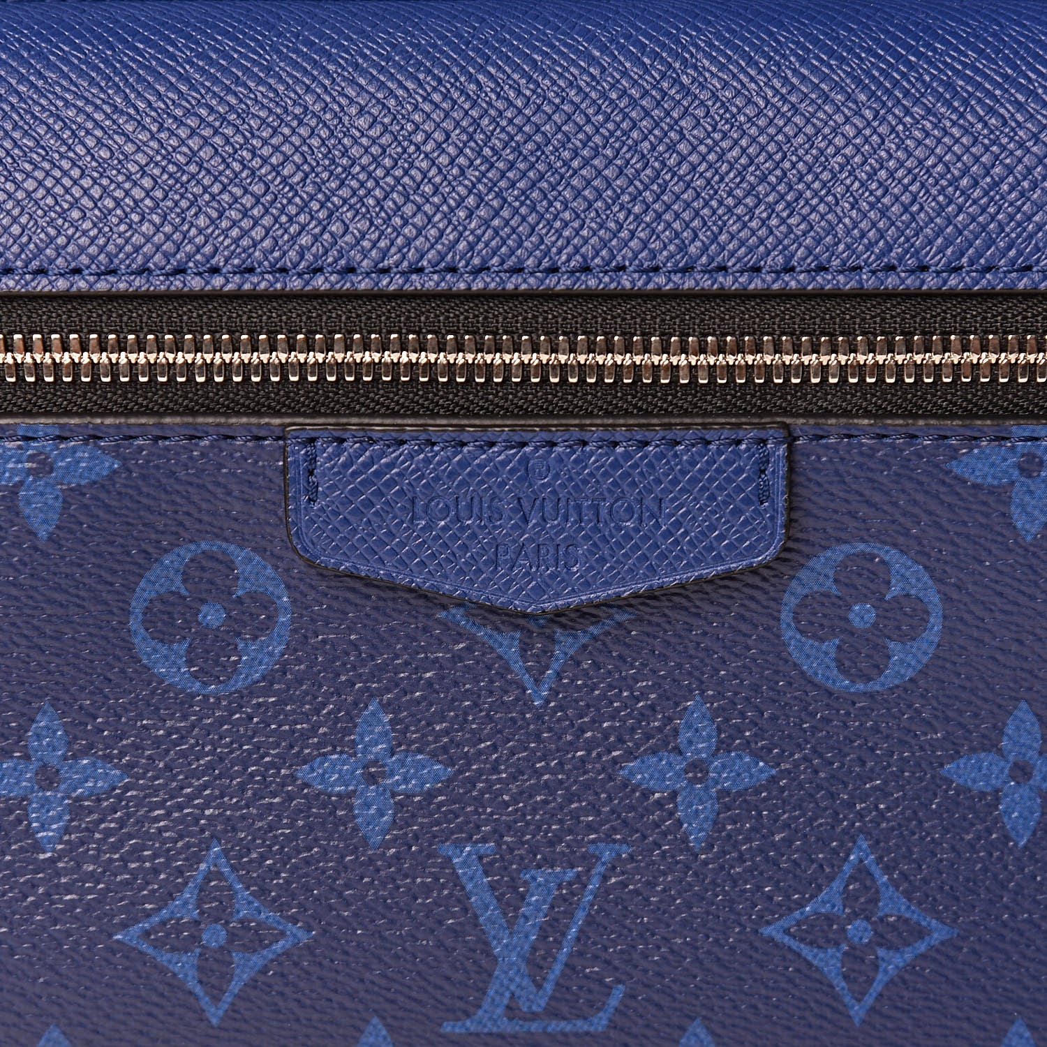 Louis Vuitton Taiga Monogram Outdoor Messenger Cobalt 8 of 10