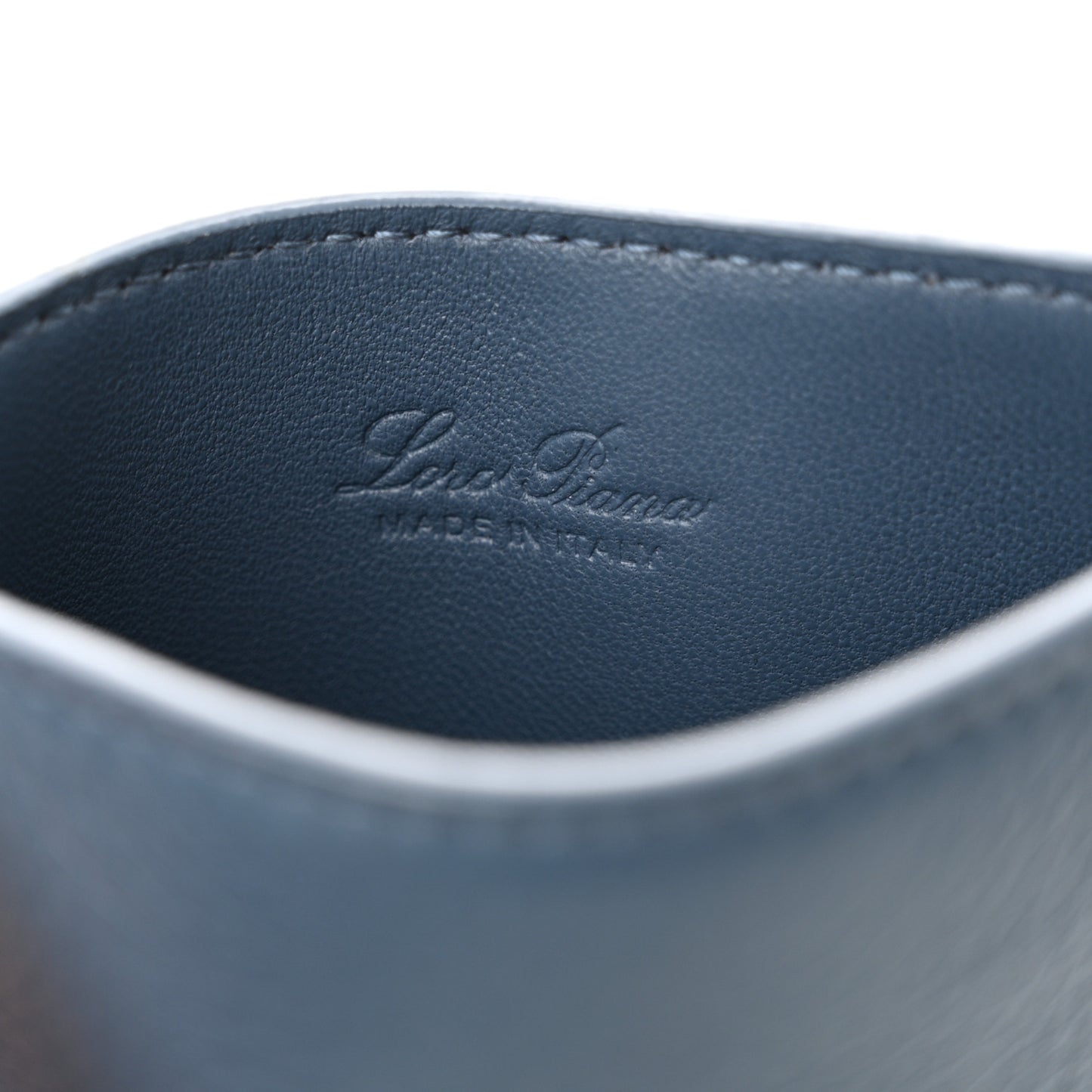 Grained Calfskin Phone Case Cloud Sky