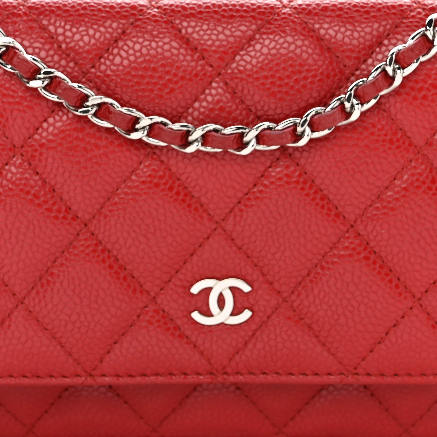 Caviar Quilted Wallet On Chain WOC Red