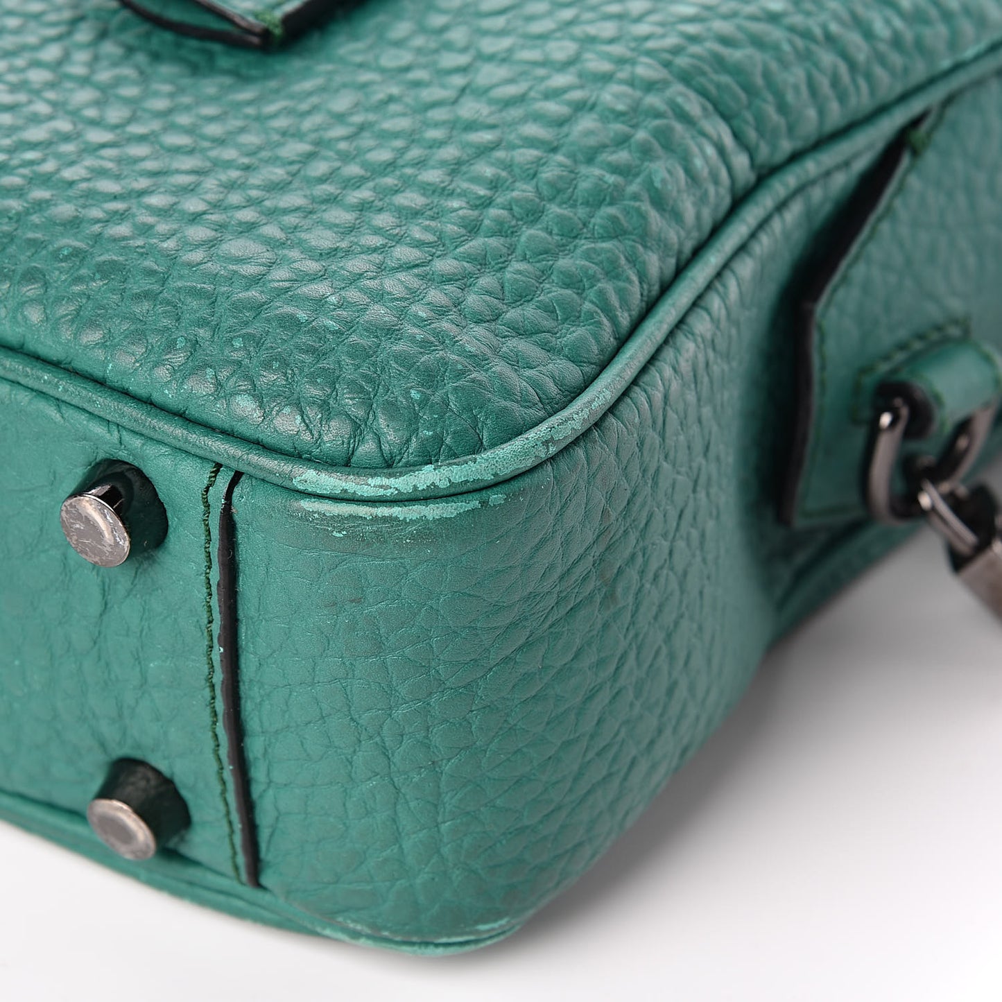 Signature Grain Briefcase Green