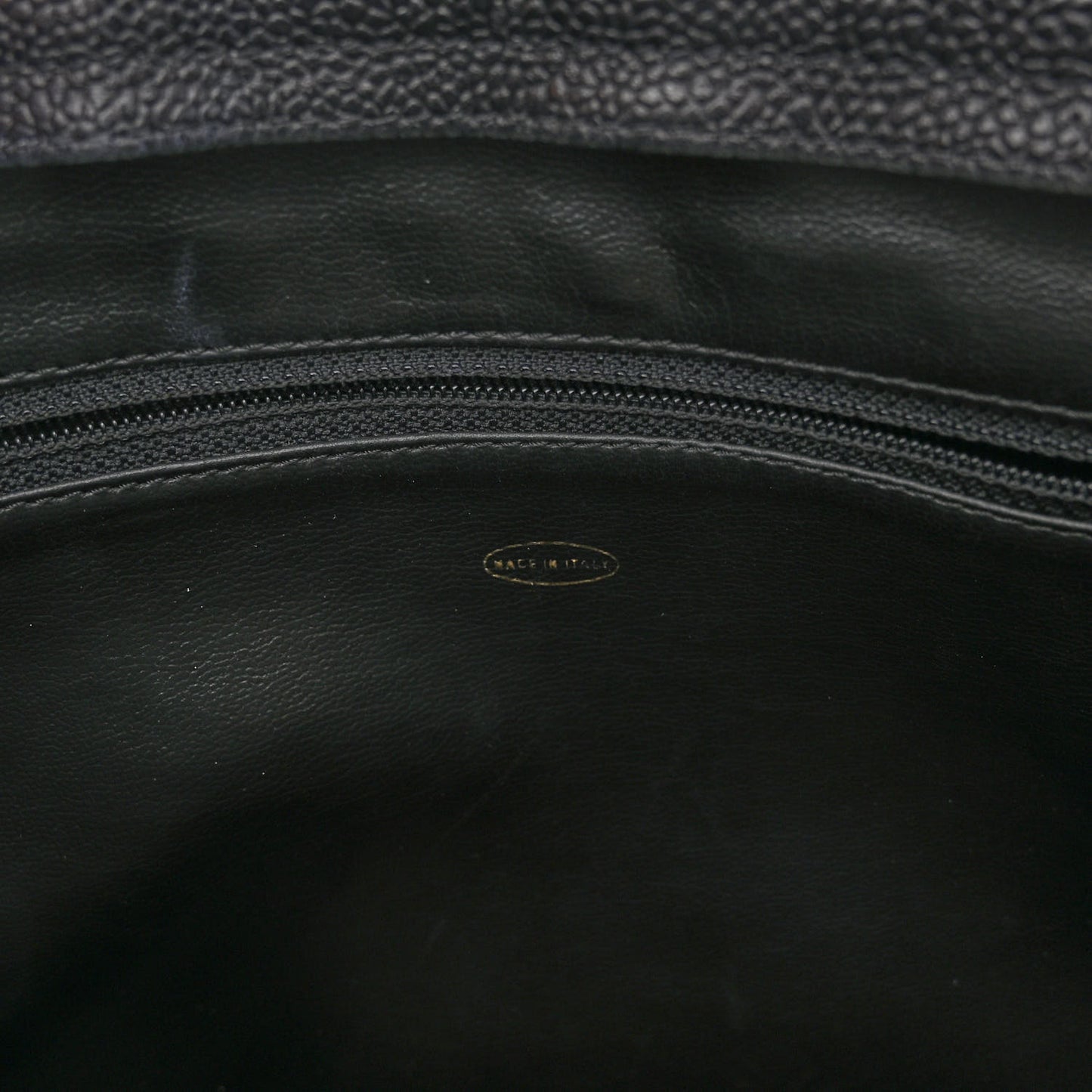 Caviar CC Shoulder Bag Black