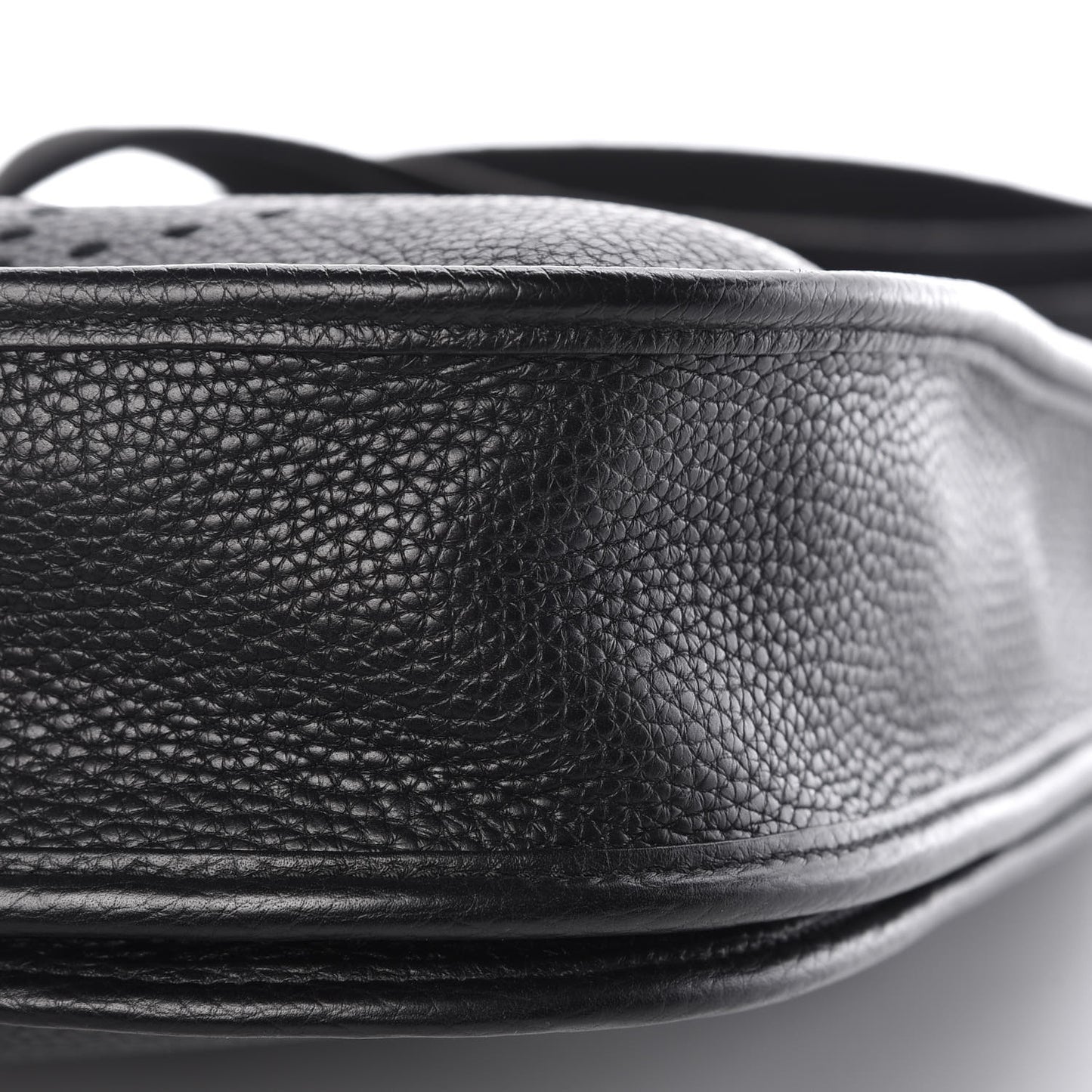 Taurillon Clemence Evelyne III PM Black