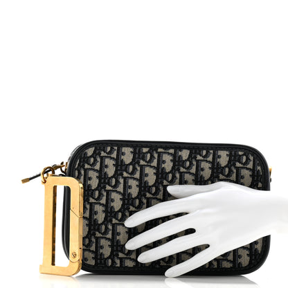 Christian Dior Oblique Diorquake Clutch Blue 2 of 8