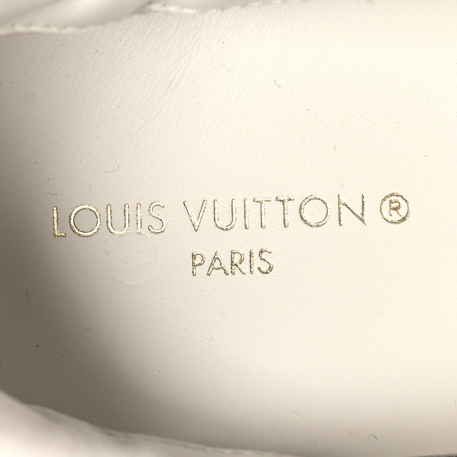Louis Vuitton Calfskin Damier Azur Run Away Sneakers 39 White 8 of 8
