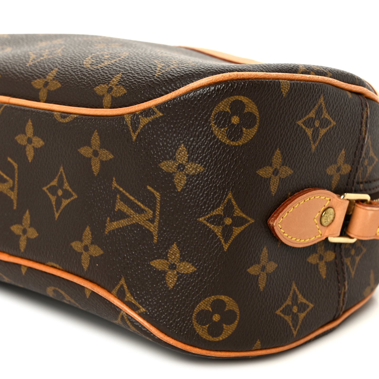 Monogram Blois