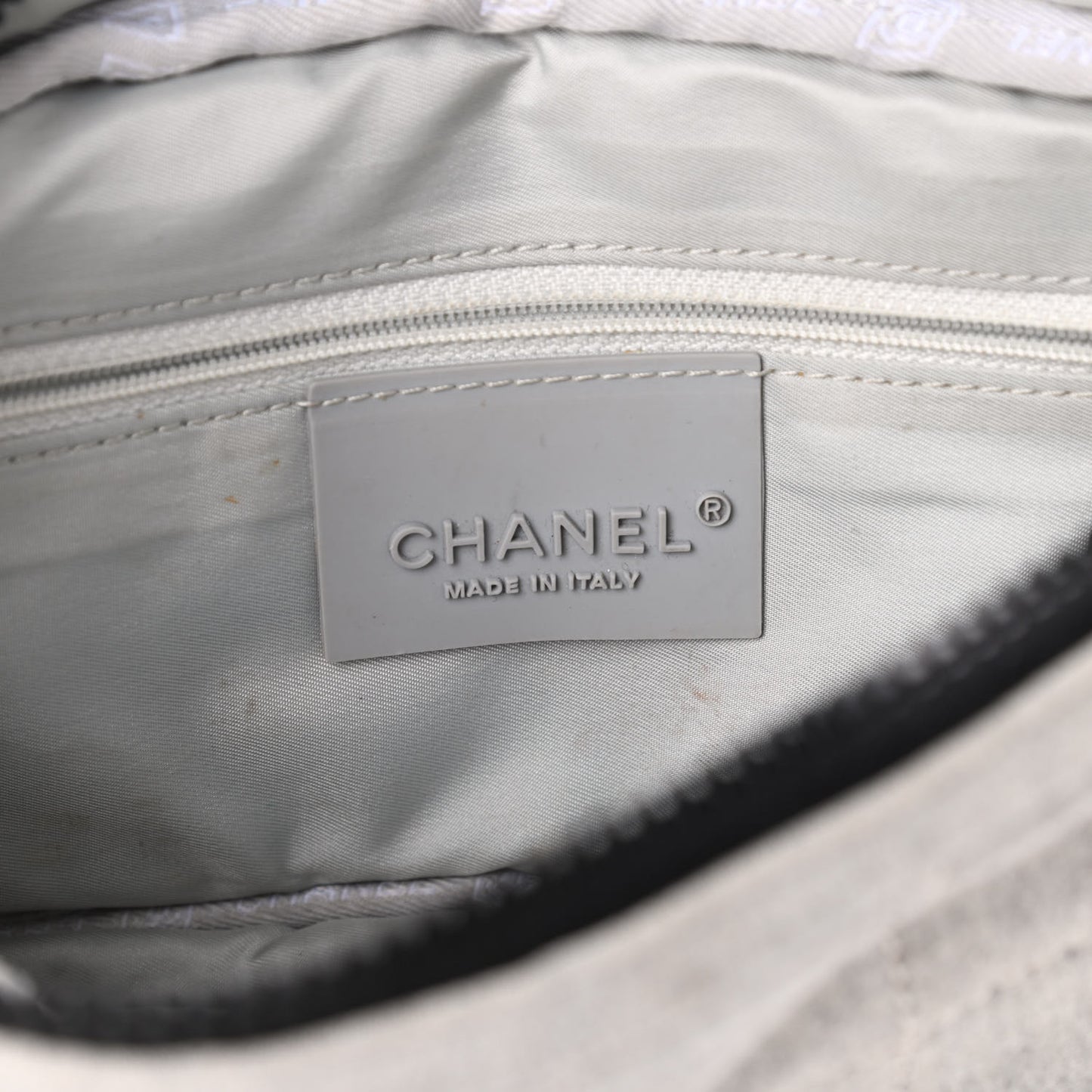 Jersey Quilted Rectangular Flap Light Grey