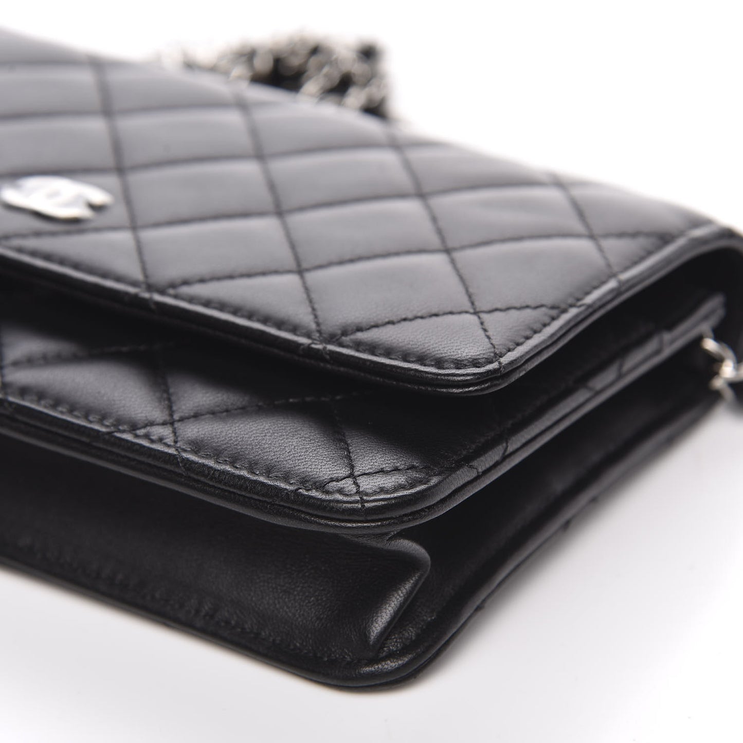 Lambskin Quilted Wallet On Chain WOC Black