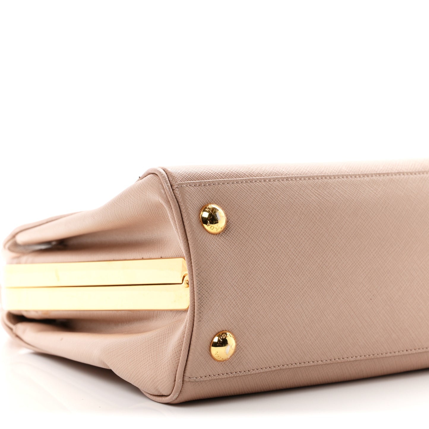 Saffiano Lux Pyramid Bag Cammeo