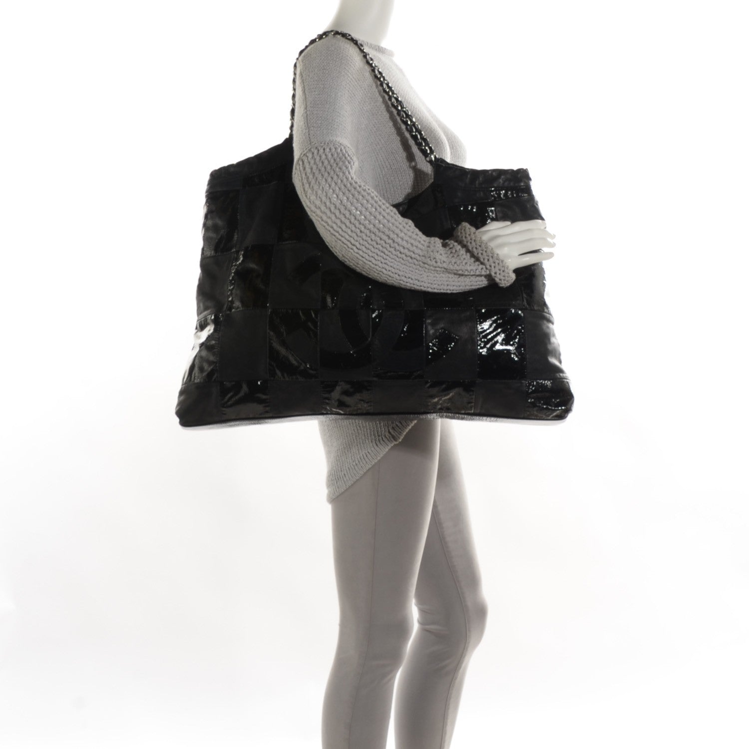 Chanel Patent Large Brooklyn Tote Black 2 of 8