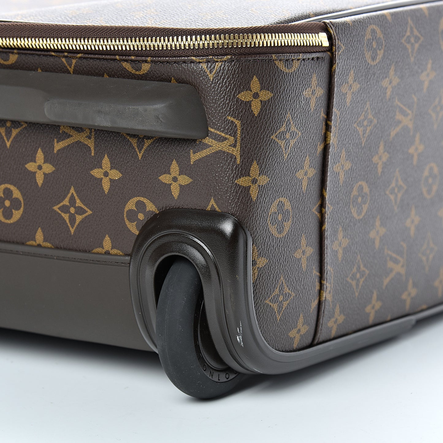 Monogram Pegase 45
