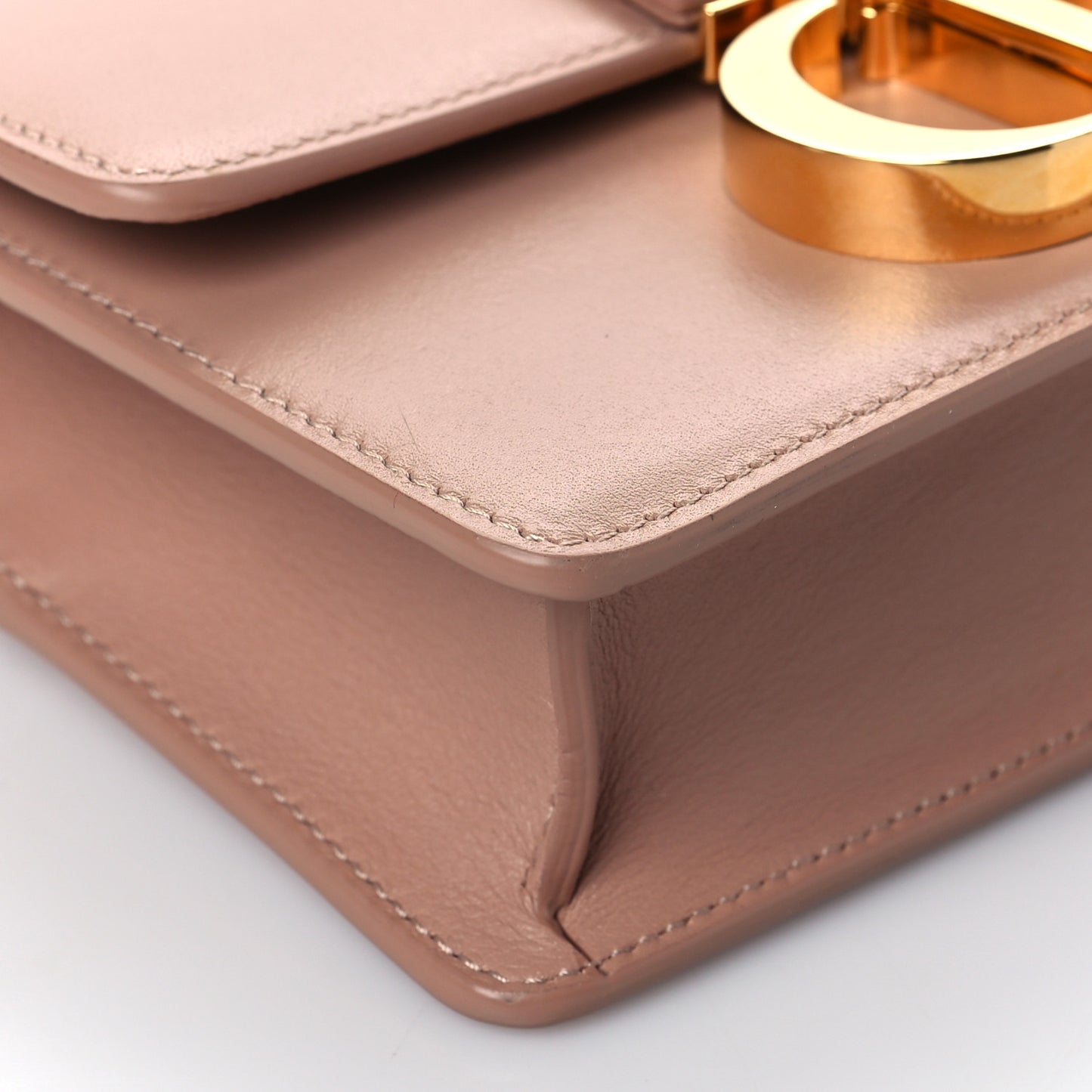 Box Calfskin Micro 30 Montaigne Flap Bag Rose Des Vents