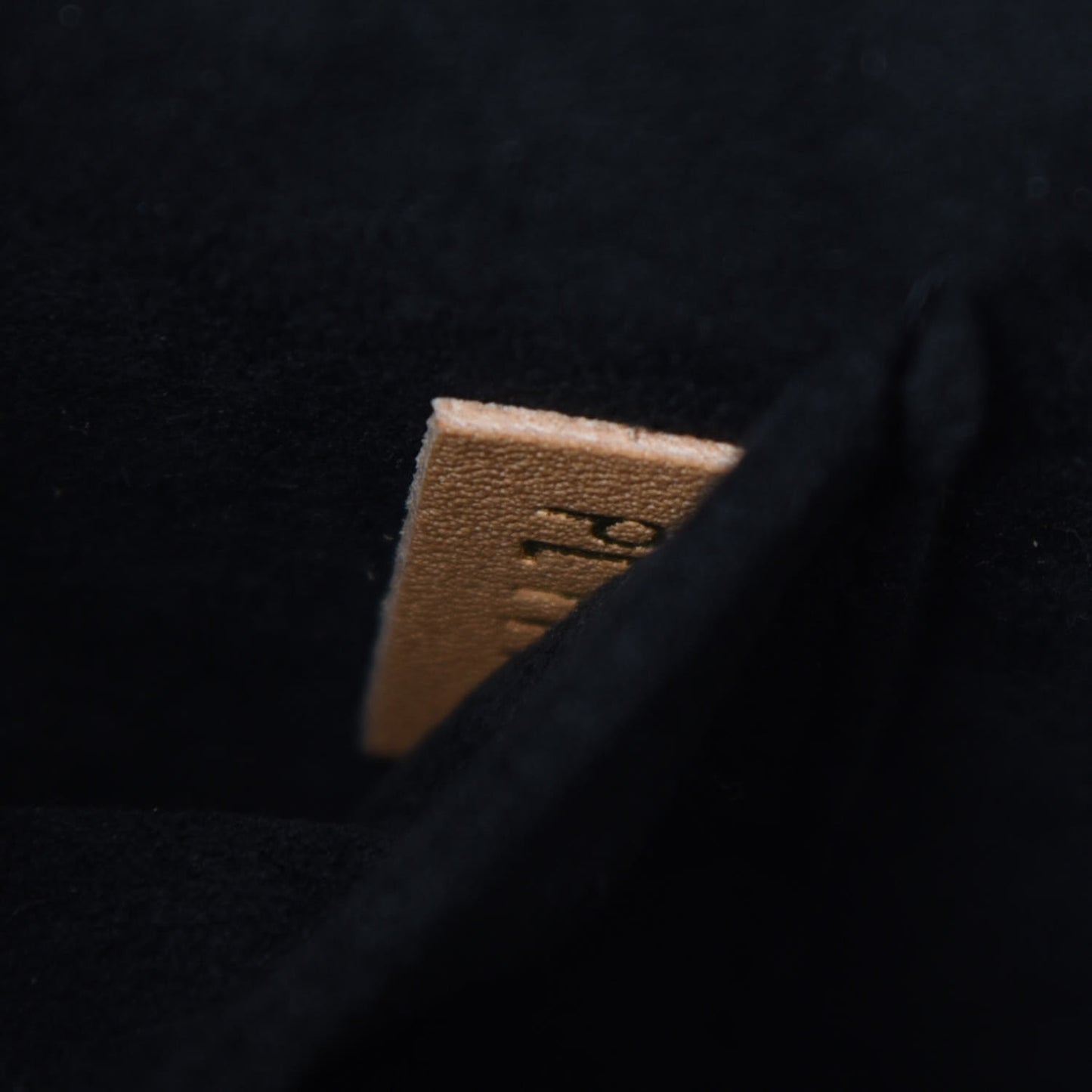 Reverse Monogram Giant Boite Chapeau Souple