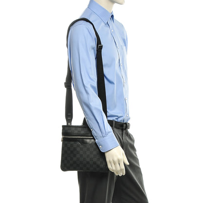 Louis Vuitton Damier Graphite Thomas 2 of 6