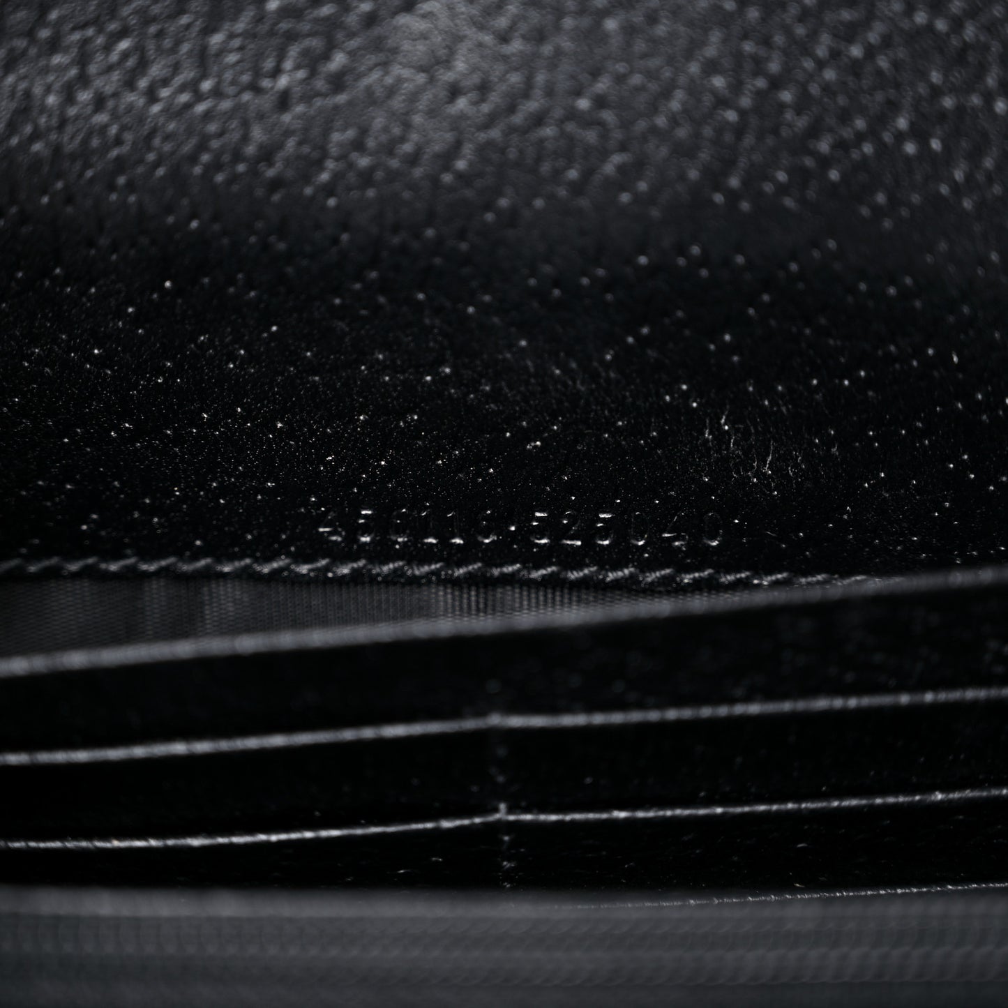 Textured Dollar Calfskin Berry Print GG Marmont Continental Wallet Black Light Copper