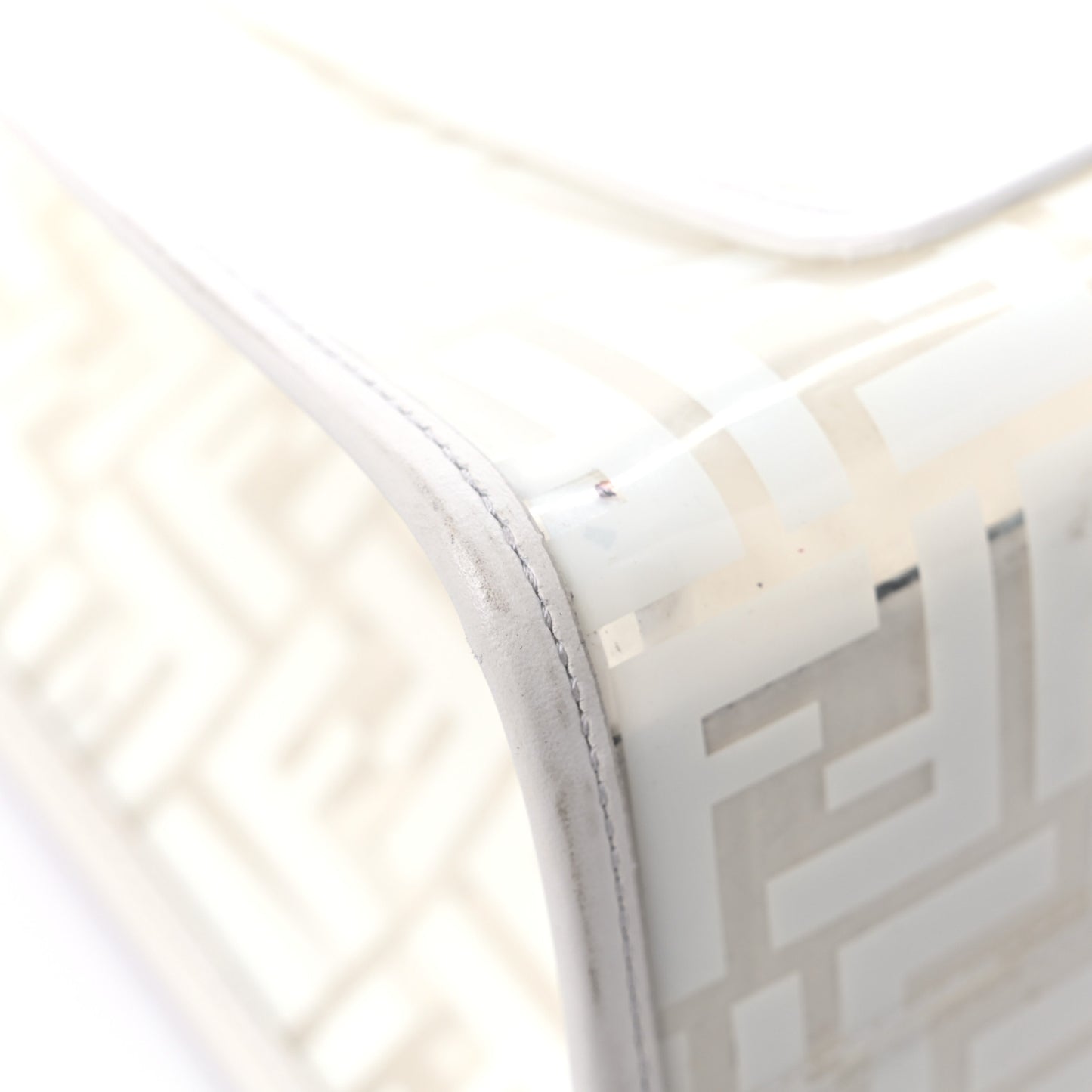 TPU FF Vitello Century Plexiglass Medium Runaway Shopper Tote White