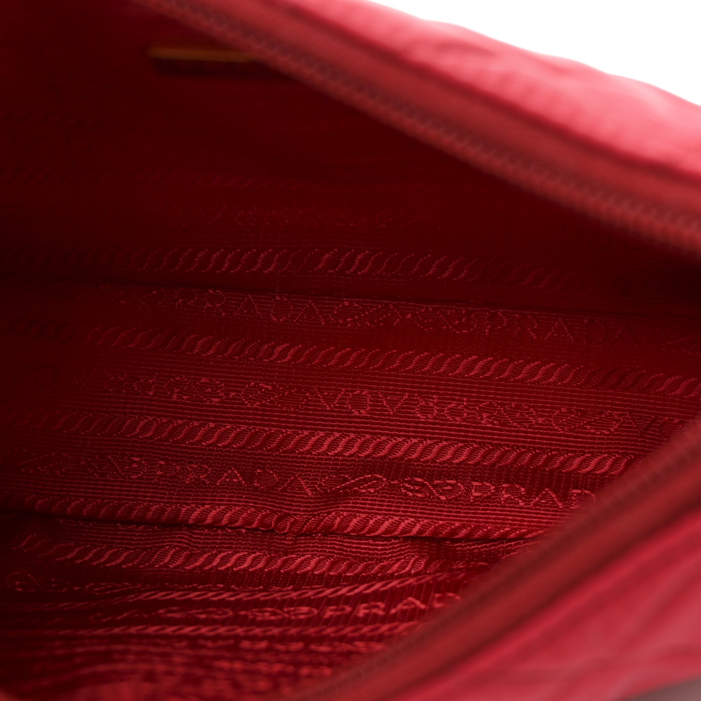 Tessuto Nylon Impuntu Quilted Shoulder Bag Cherry