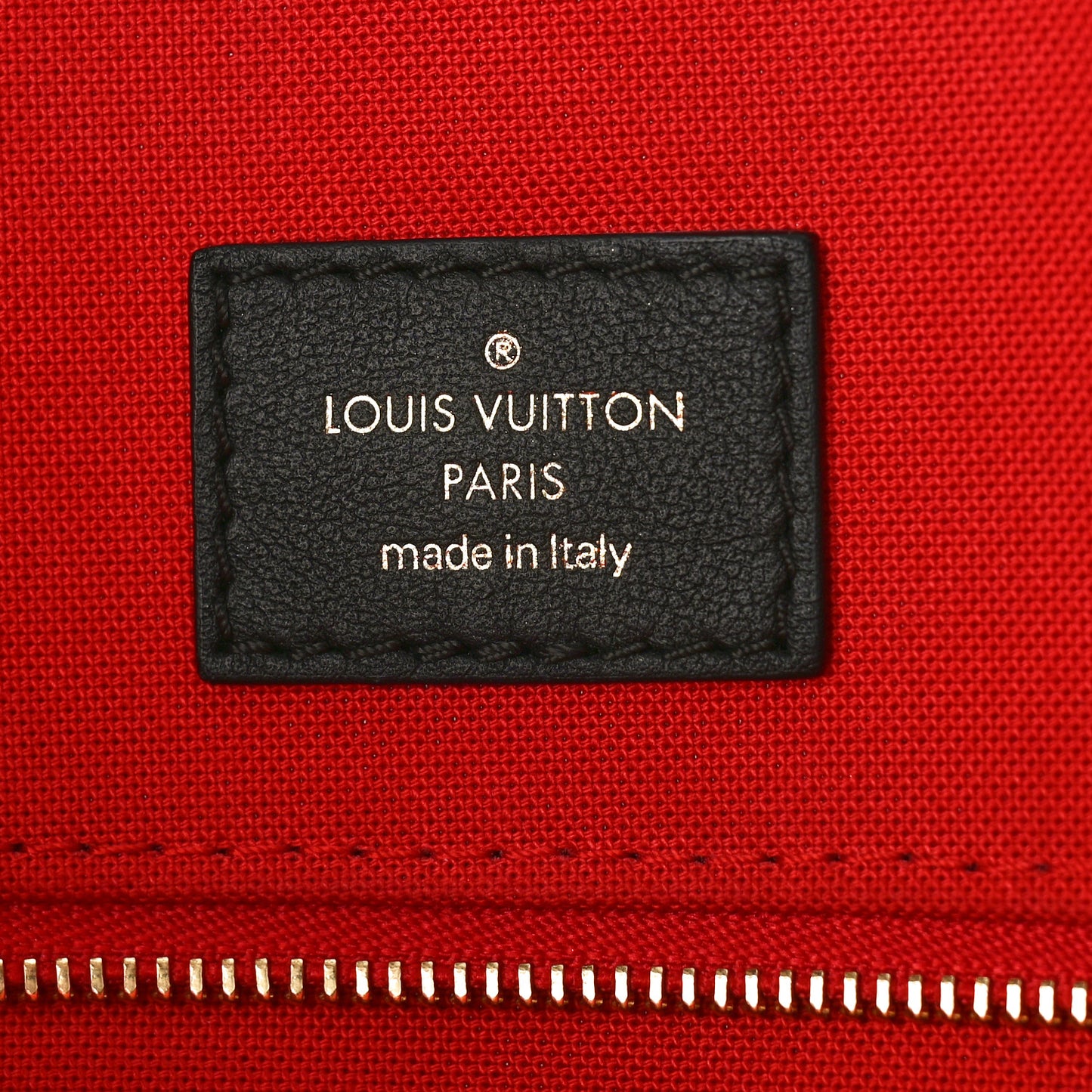 Reverse Monogram Giant Onthego MM