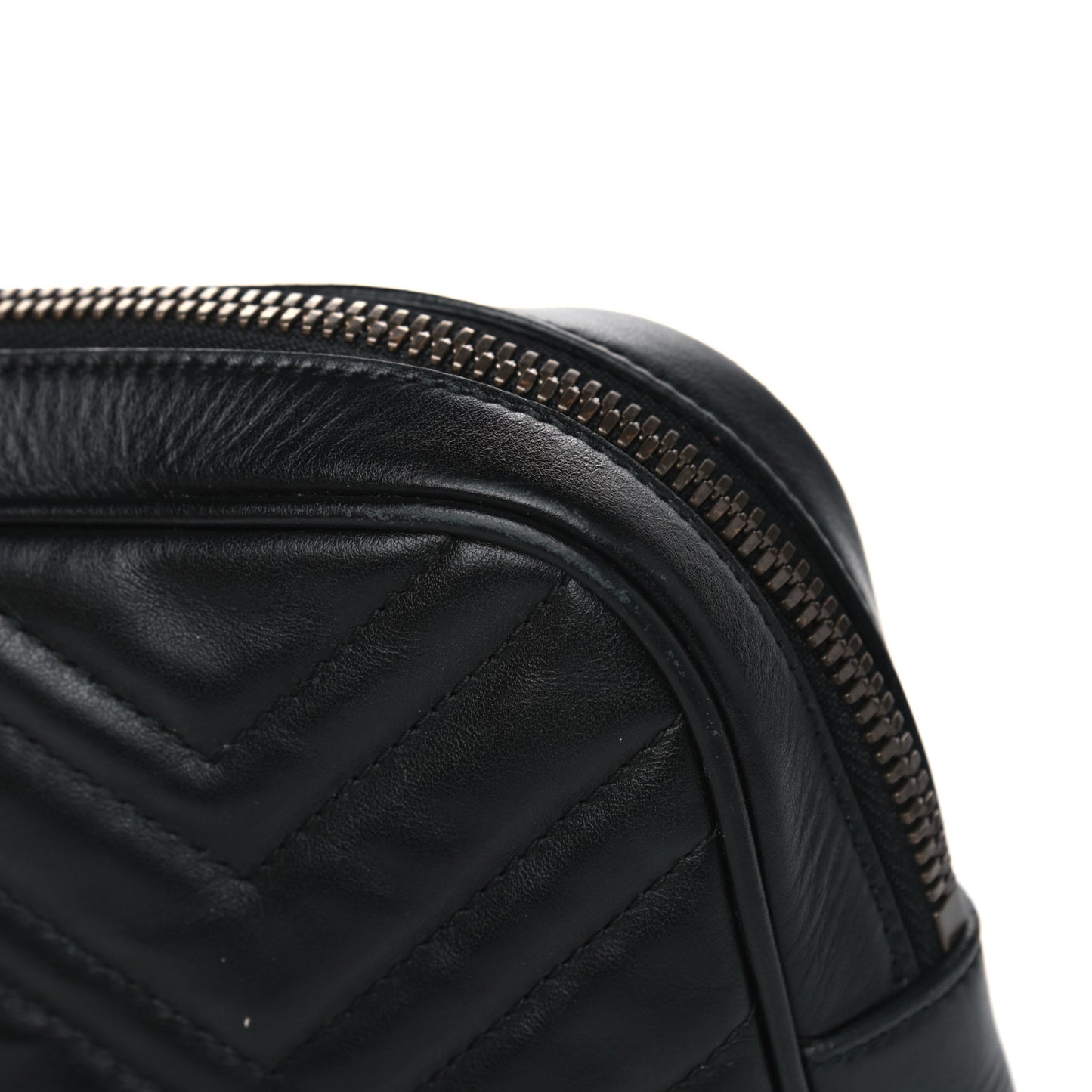 Calfskin Matelasse Mens GG Marmont Belt Bag 100 40 Black