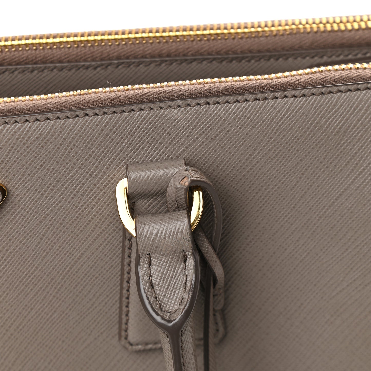 Saffiano Medium Galleria Double Zip Tote Argilla