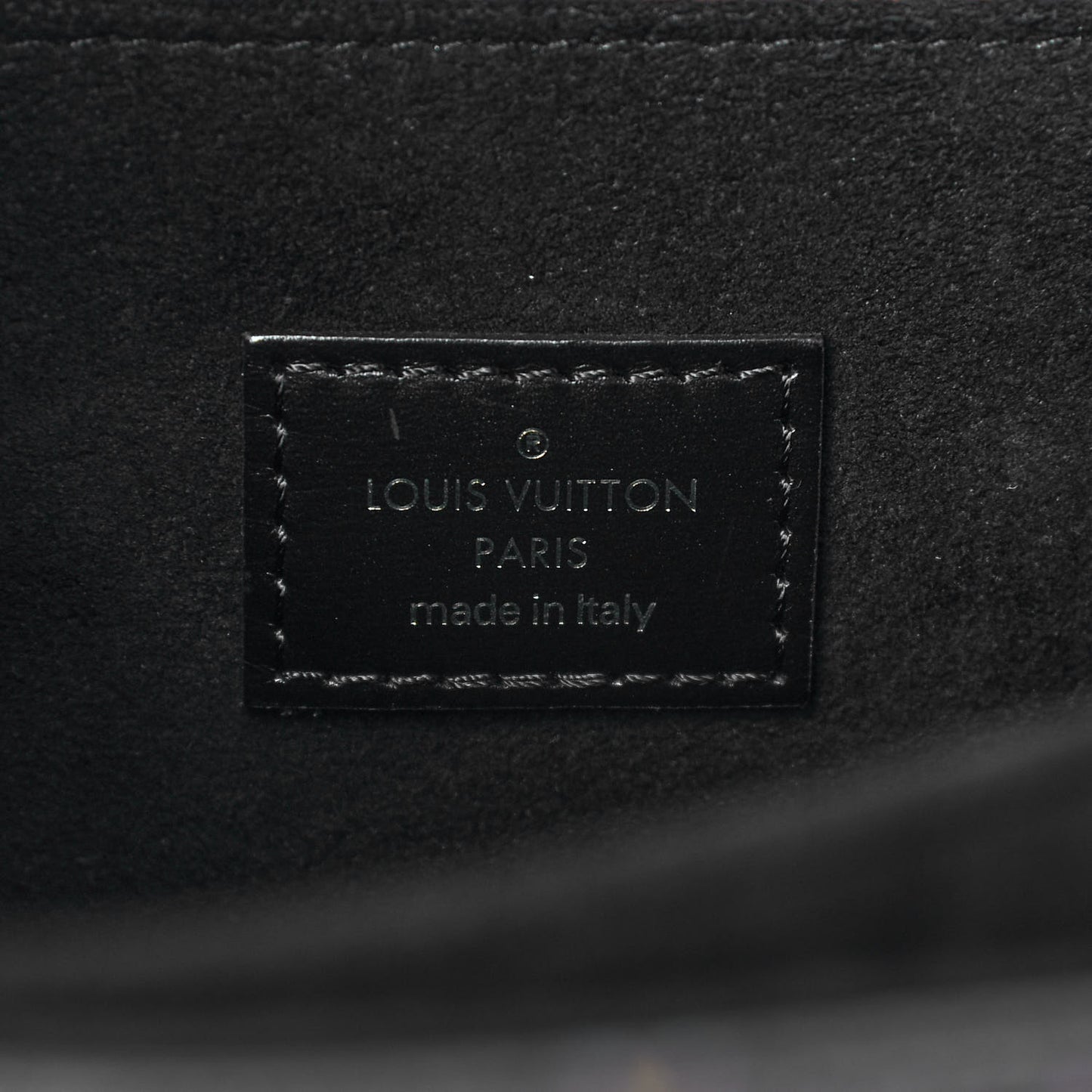 Reverse Monogram Pochette Metis