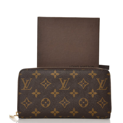 Louis Vuitton Monogram Zippy Wallet 7 of 7