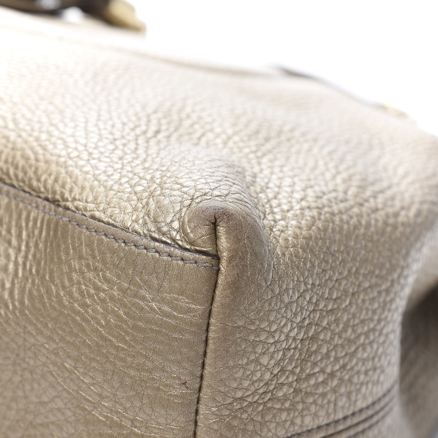 Gucci Metallic Pebbled Calfskin Medium Soho Chain Shoulder Bag Golden Beige 11 of 17