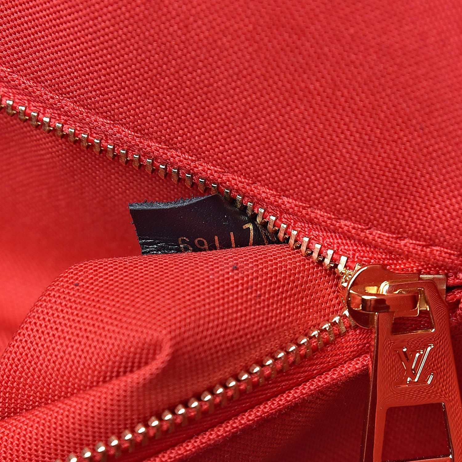 Louis Vuitton Reverse Monogram Giant Onthego GM 8 of 11