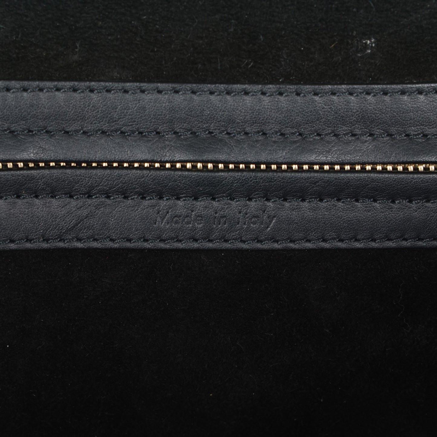 Supple Calfskin Medium Phantom Luggage Black