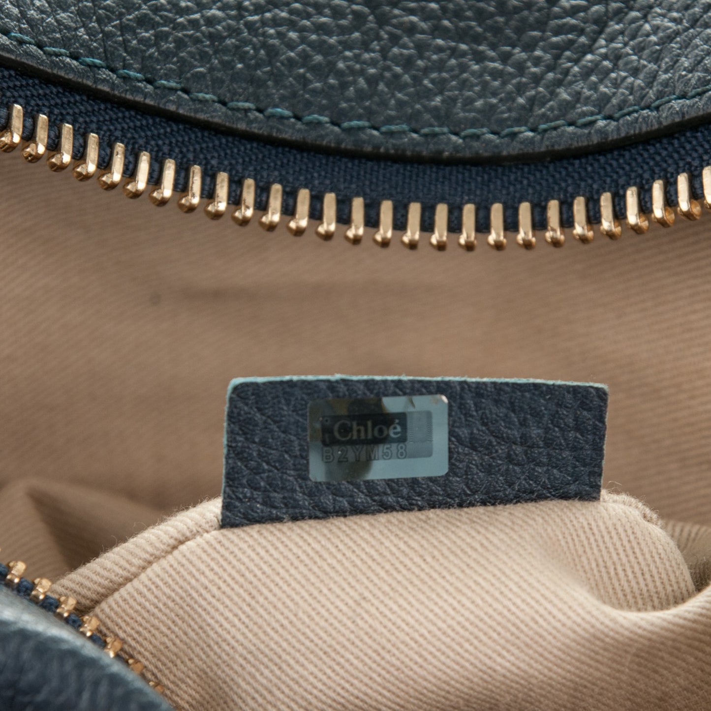 Calfskin Medium Paraty Navy