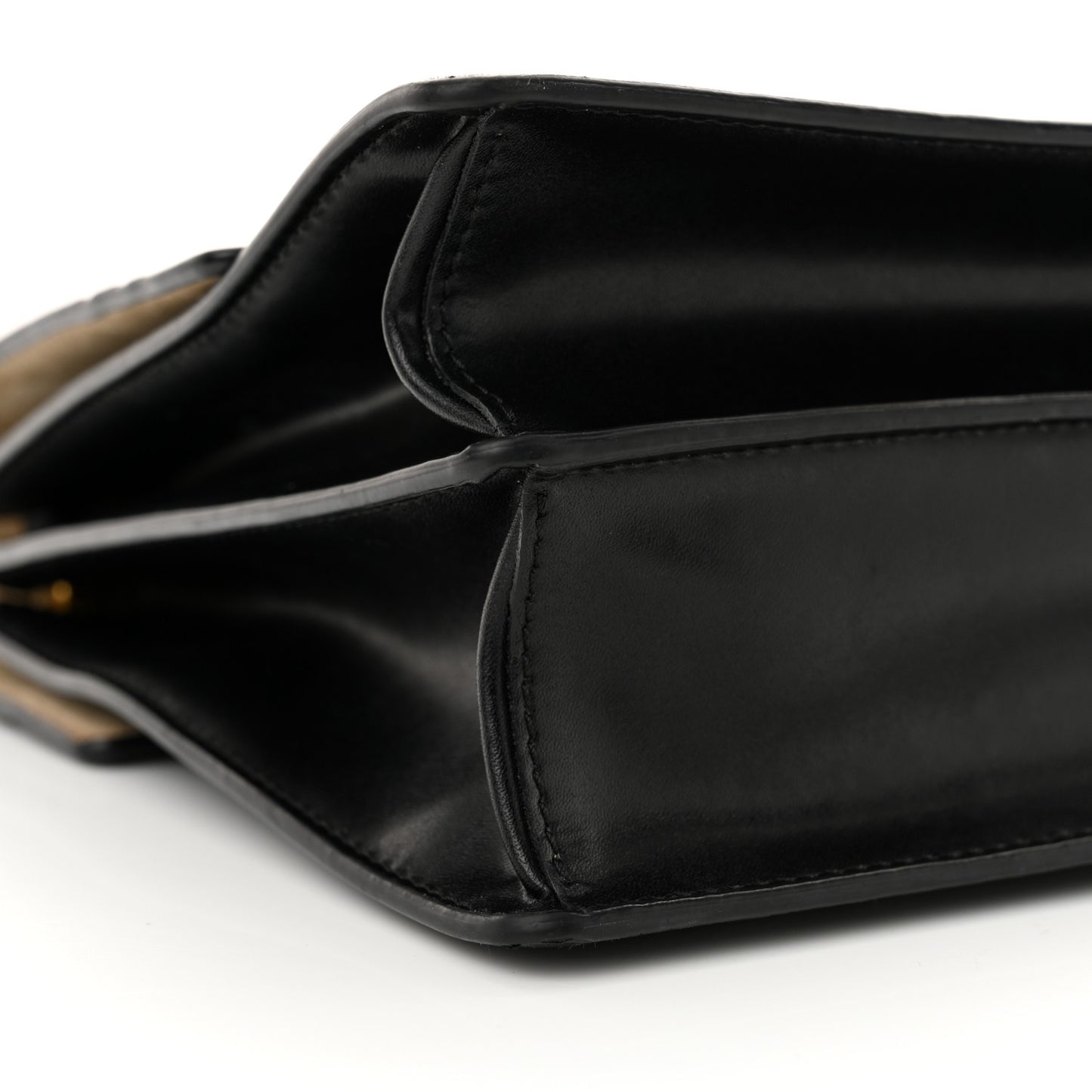 Vitello Liberty Bi-Color FF 1974 Embossed Chain Strap Kan U Shoulder Bag Black Maya