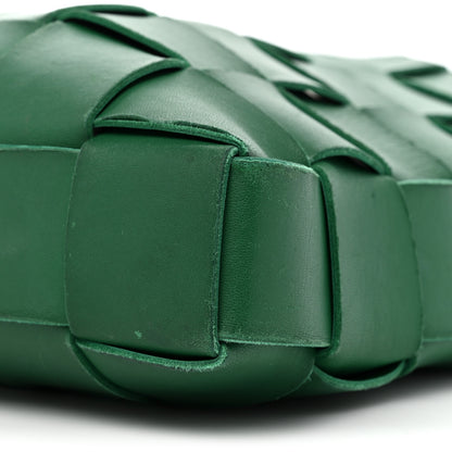 Bottega Veneta Lambskin Maxi Intrecciato Cassette Messenger Racing Green 7 of 28
