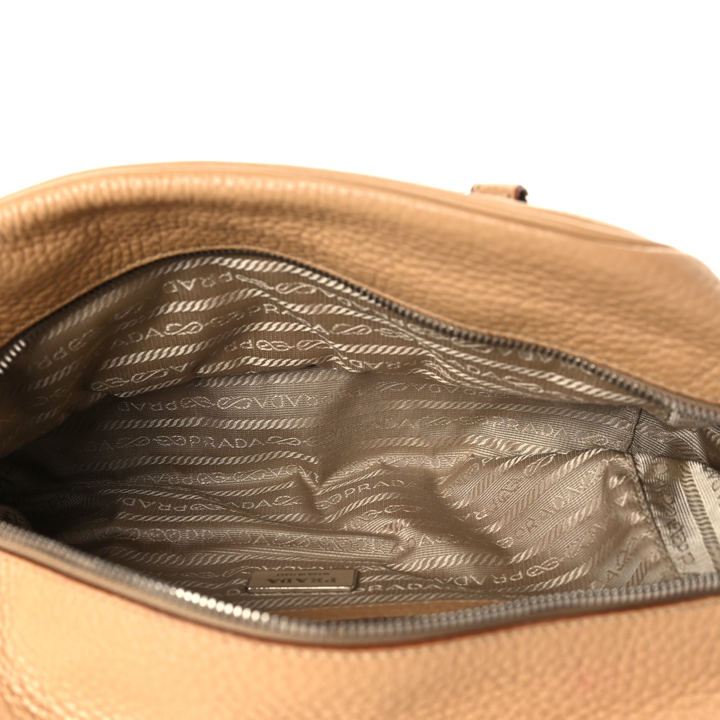 Vitello Daino Embossed Logo Bowler Sughero