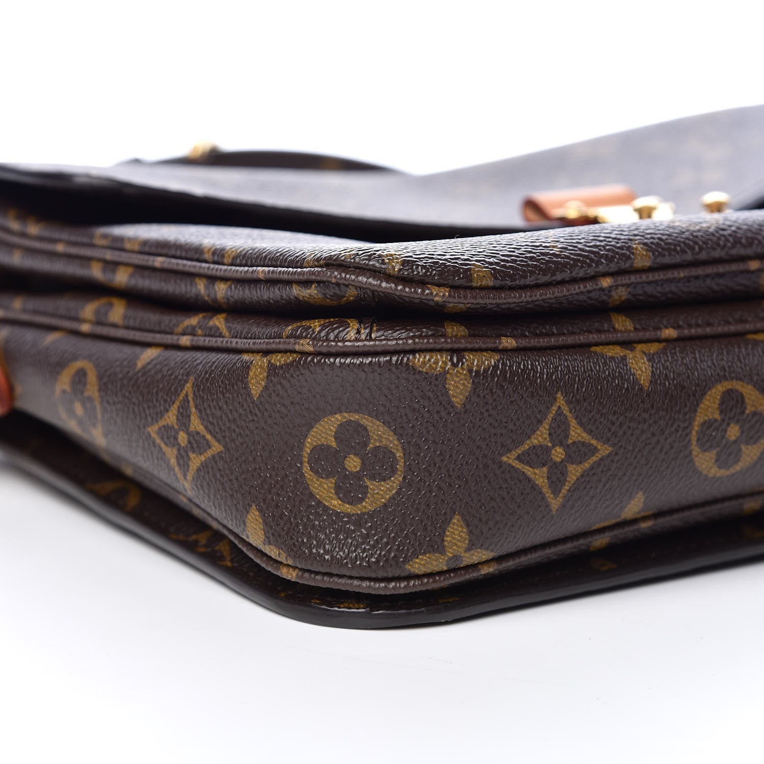 Louis Vuitton Monogram Pochette Metis 5 of 12