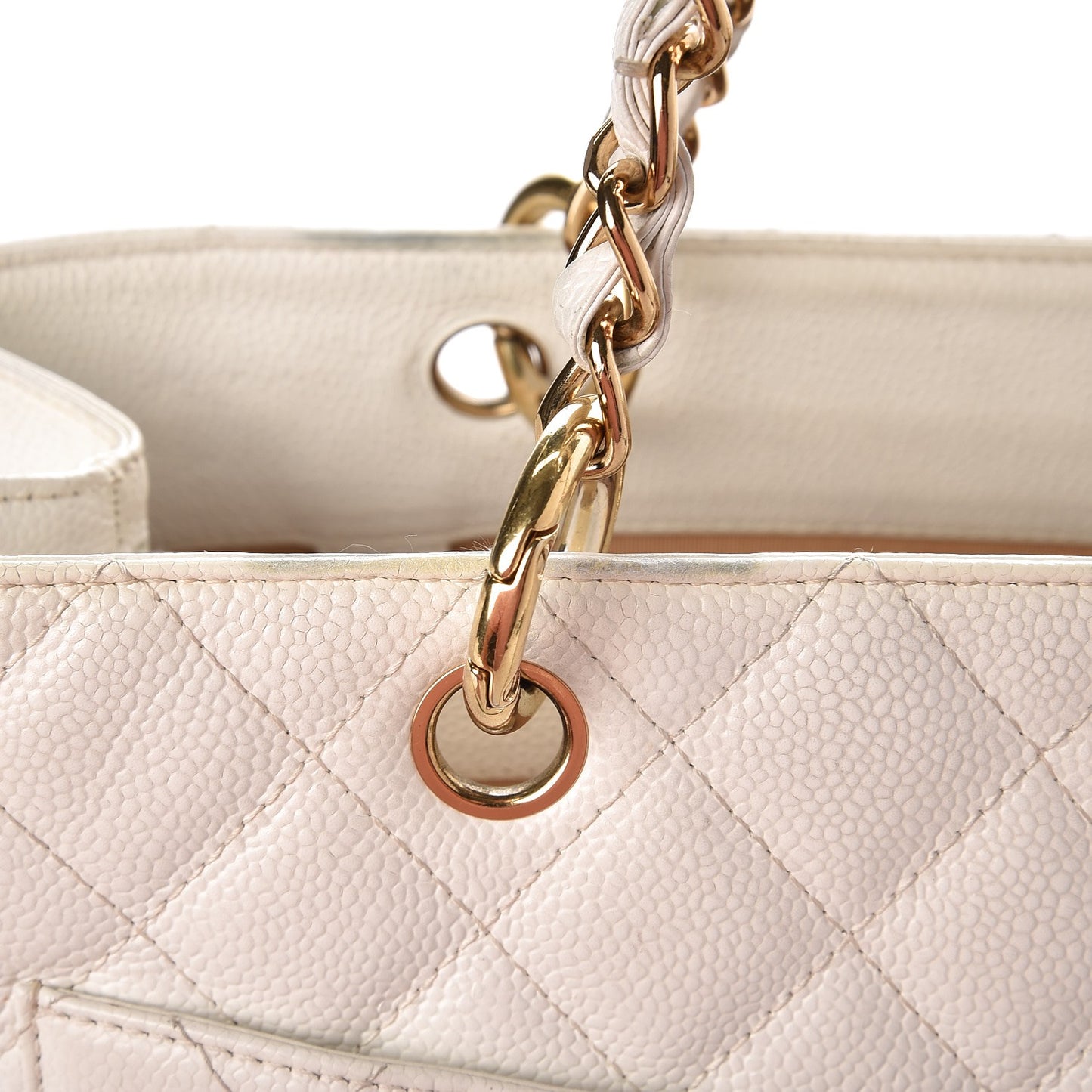 Caviar Quilted Grand Shopping Tote GST White