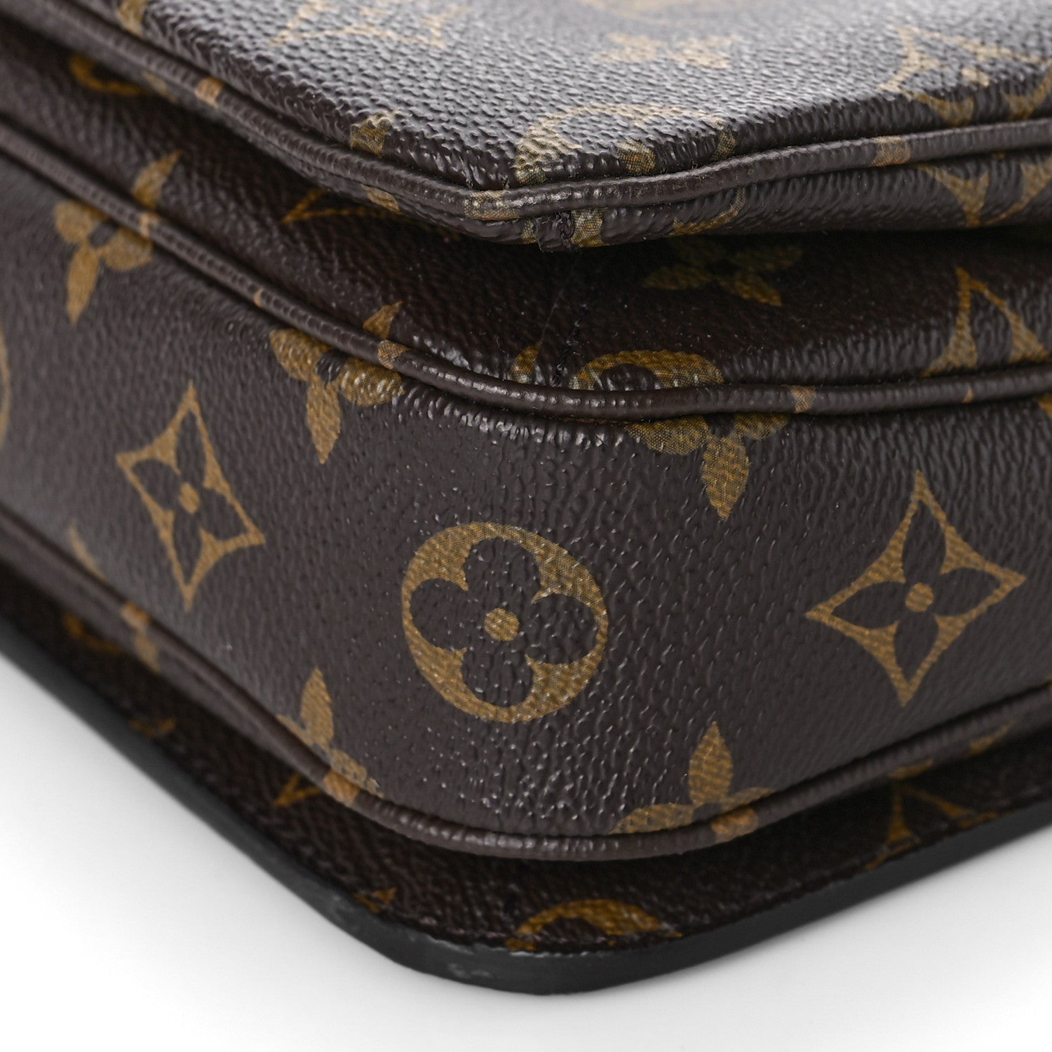 Louis Vuitton Monogram Pochette Metis 10 of 11