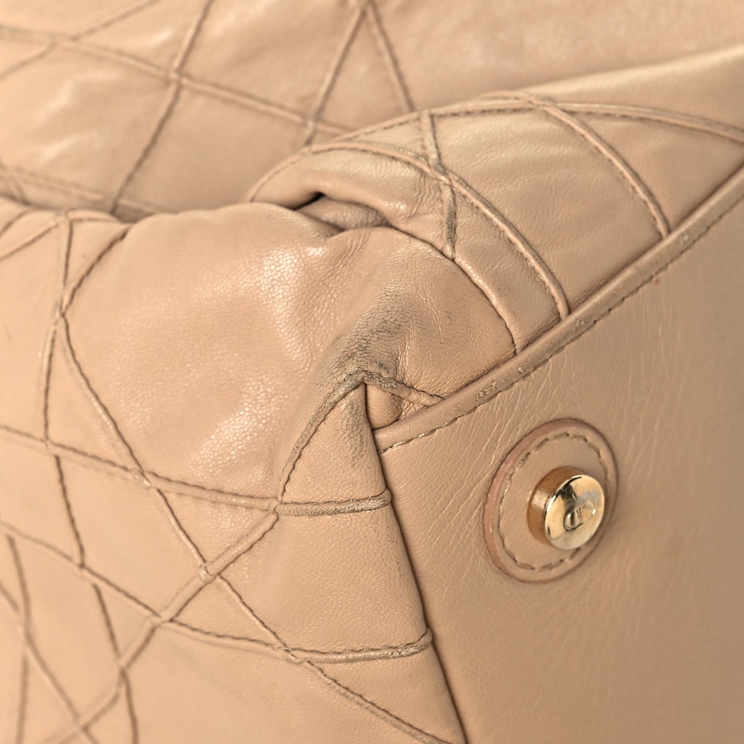 Lambskin Cannage Medium Le Trente Tote Beige