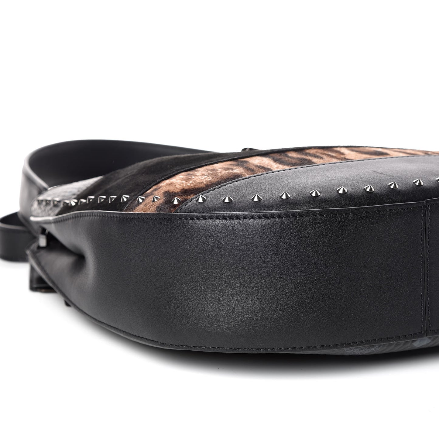 Visetos Mixed Media Medium Patricia Hobo Black