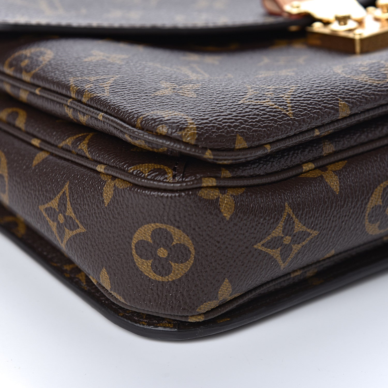 Louis Vuitton Monogram Pochette Metis 8 of 10