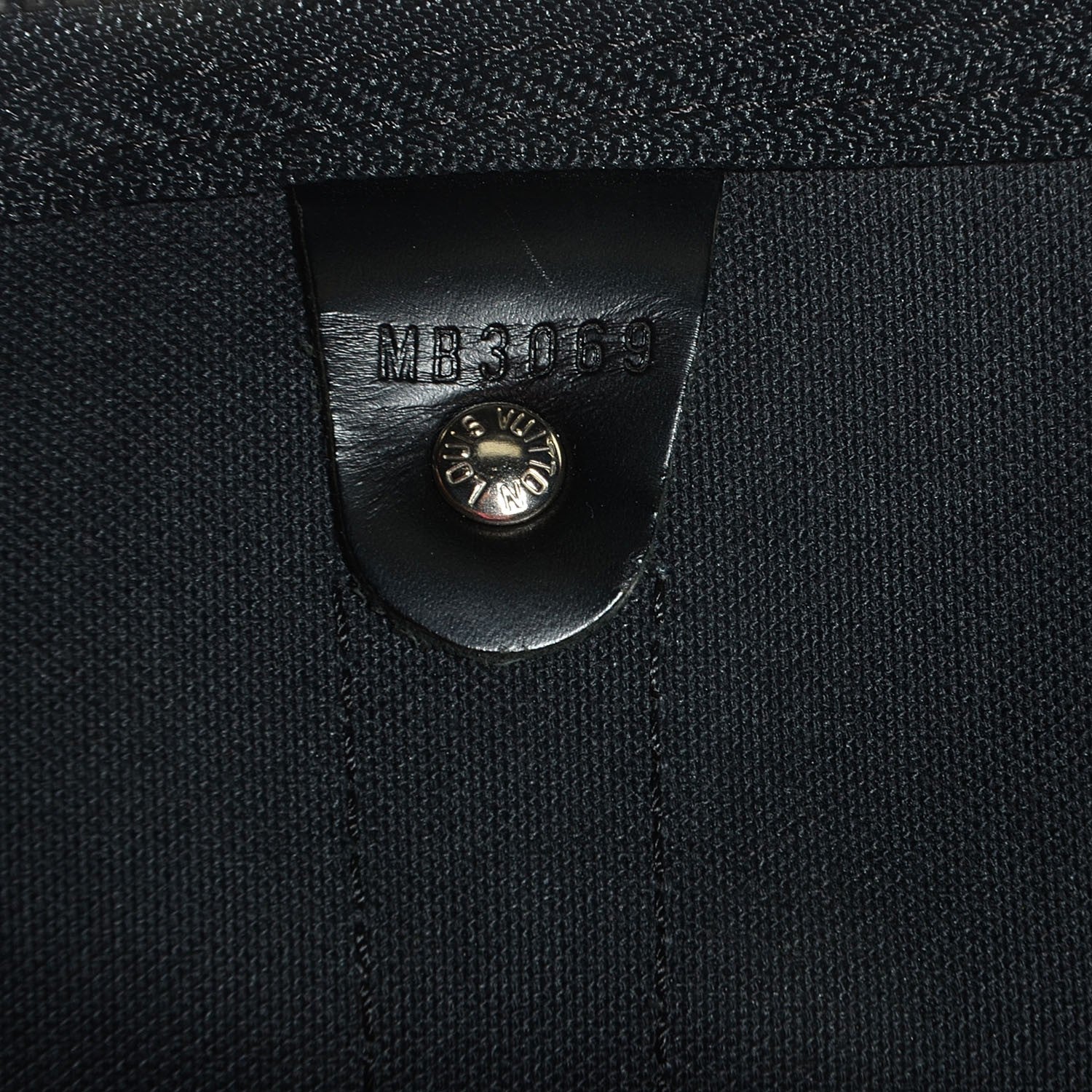 Louis Vuitton Damier Graphite Keepall Bandouliere 55 6 of 7