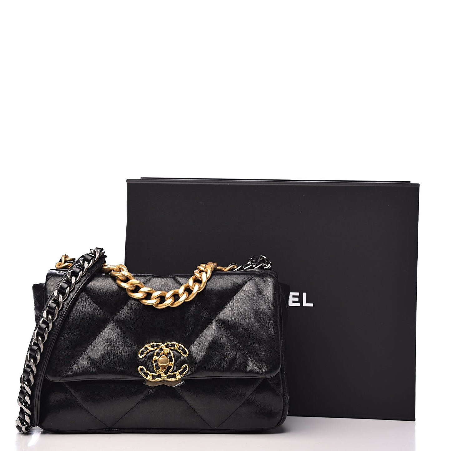 Goatskin Quilted Medium 19 Flap Black